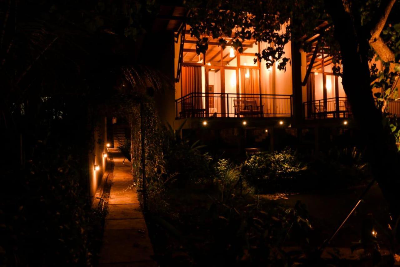 Senu Lagoon Villa Tangalle Extérieur photo