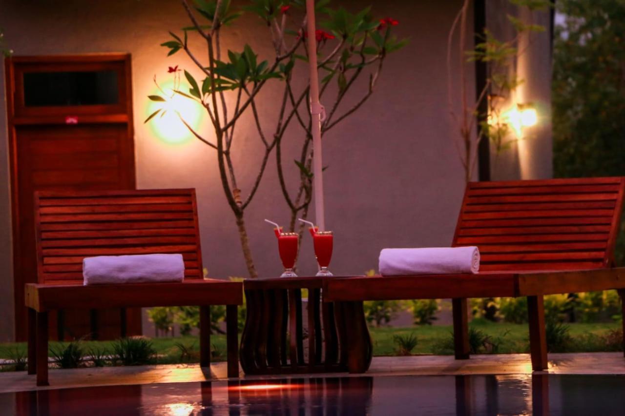 Senu Lagoon Villa Tangalle Extérieur photo