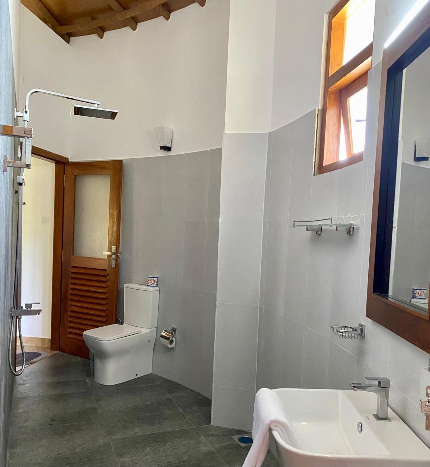 Senu Lagoon Villa Tangalle Extérieur photo